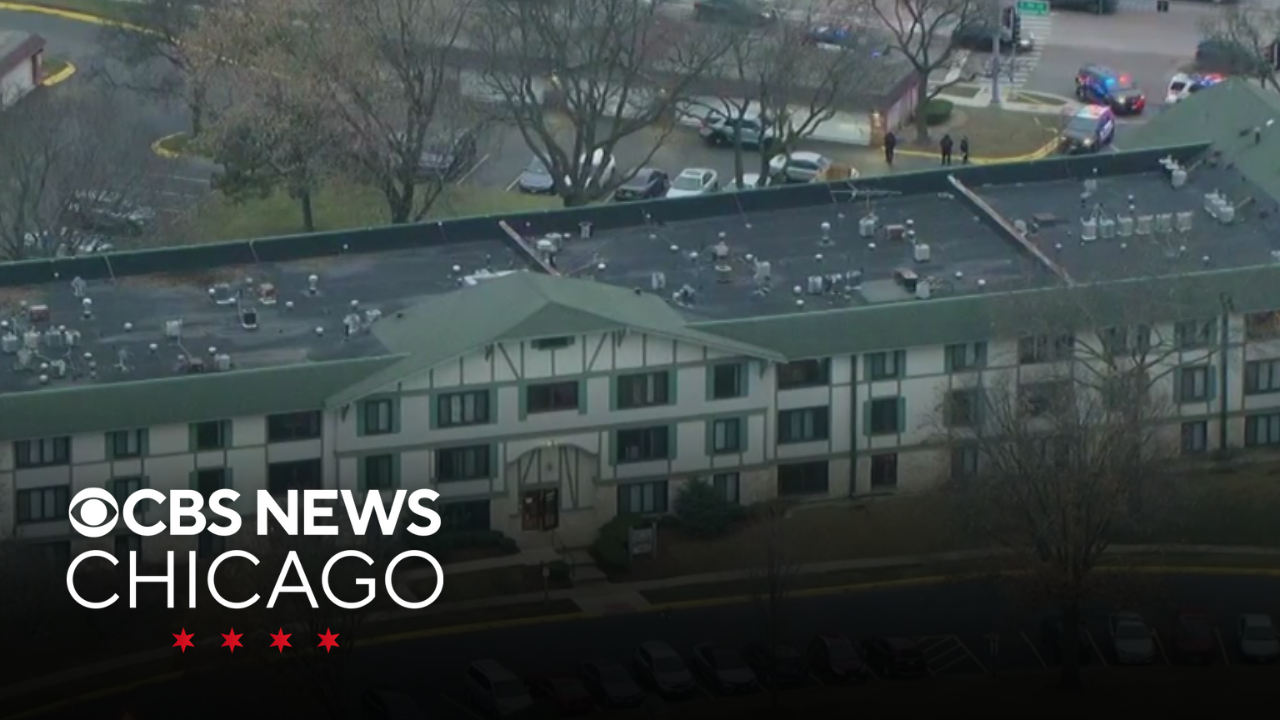 Man shot in Schaumburg Illinois apartment complex CBS Chicago