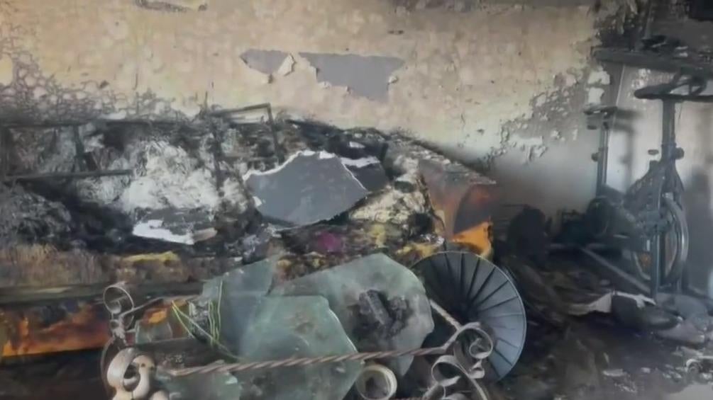 Kitchen fire displaces 3 families at Miami-Dade apartment complex - CBS ...