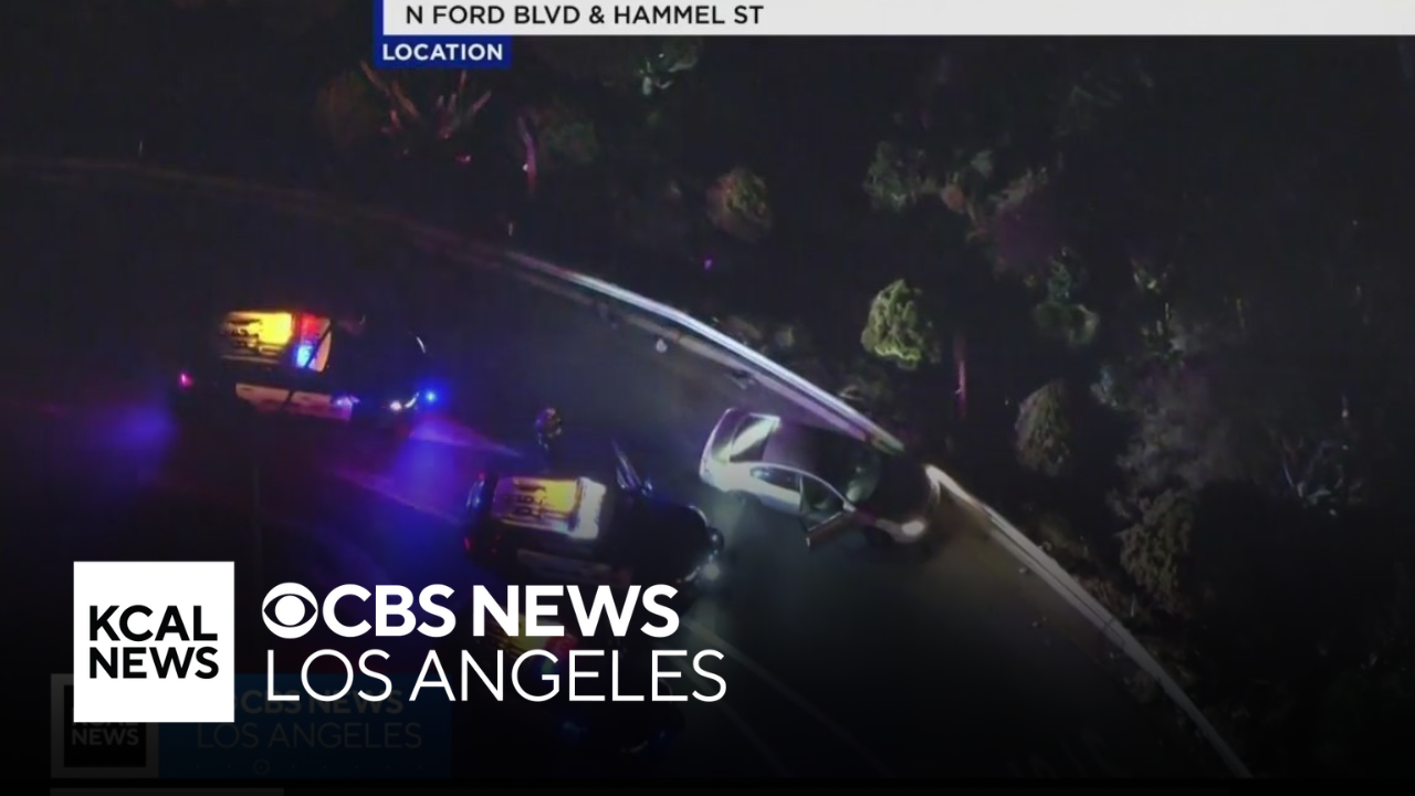 High speed chase ends with crash in Montebello - CBS Los Angeles