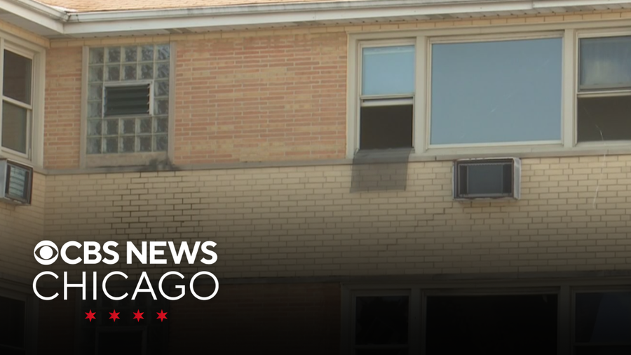 2 people injured in apartment fire on Chicago's Southwest Side - CBS ...