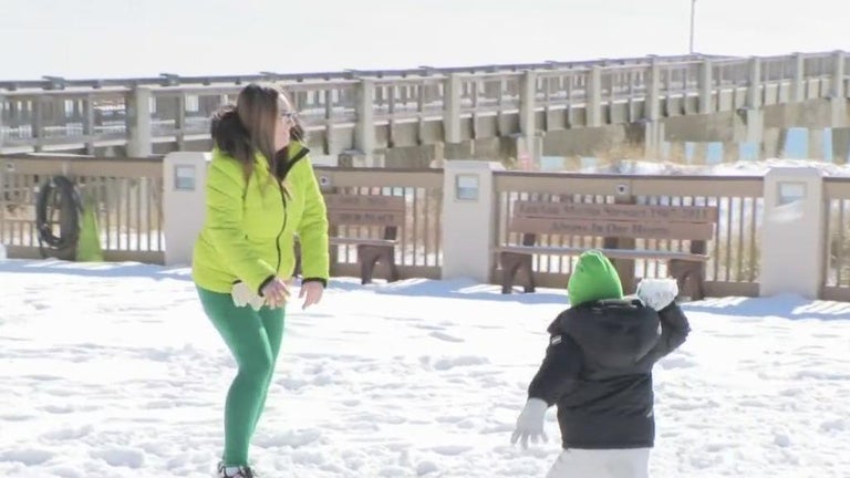 Florida panhandle gets record snowfall from winter blast - CBS Miami