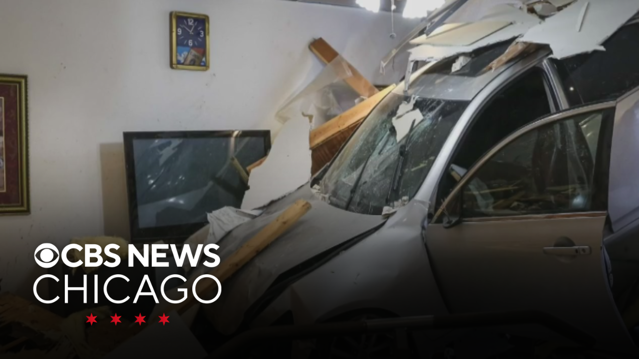 Car slams into house in northwest Chicago suburbs - CBS Chicago