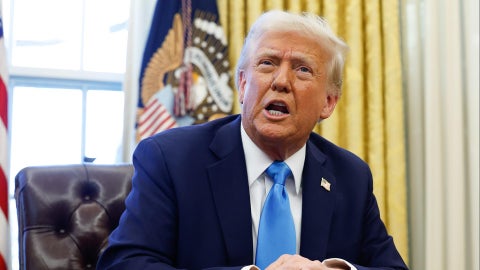 Trump signs executive order that will ban transgender athletes from