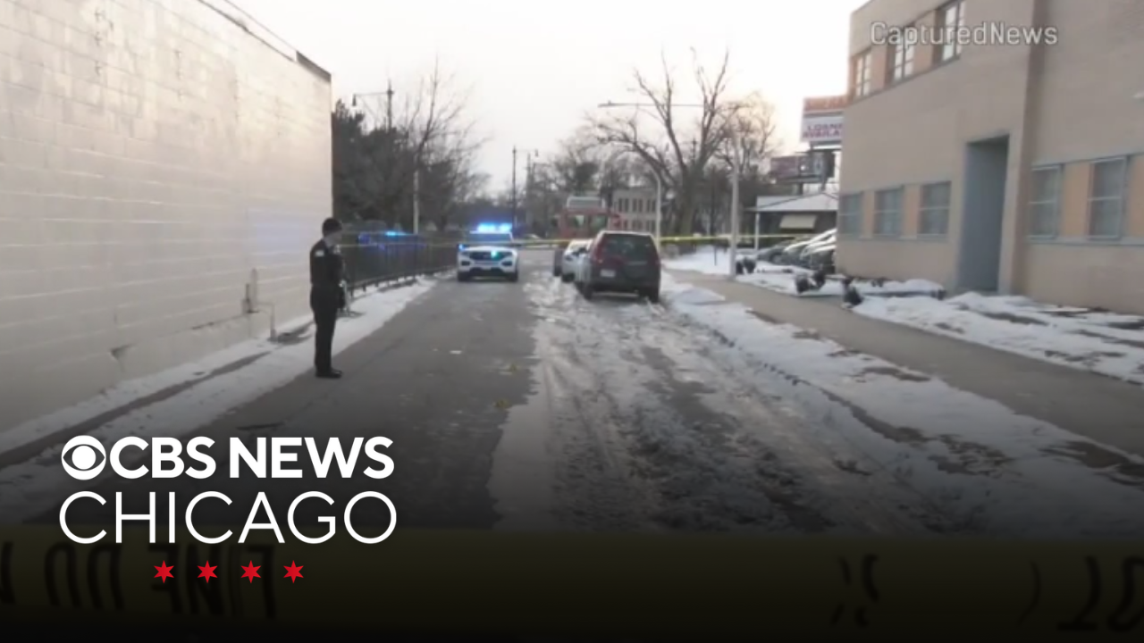 Teen shot, critically wounded near high school on Chicago's Northwest ...