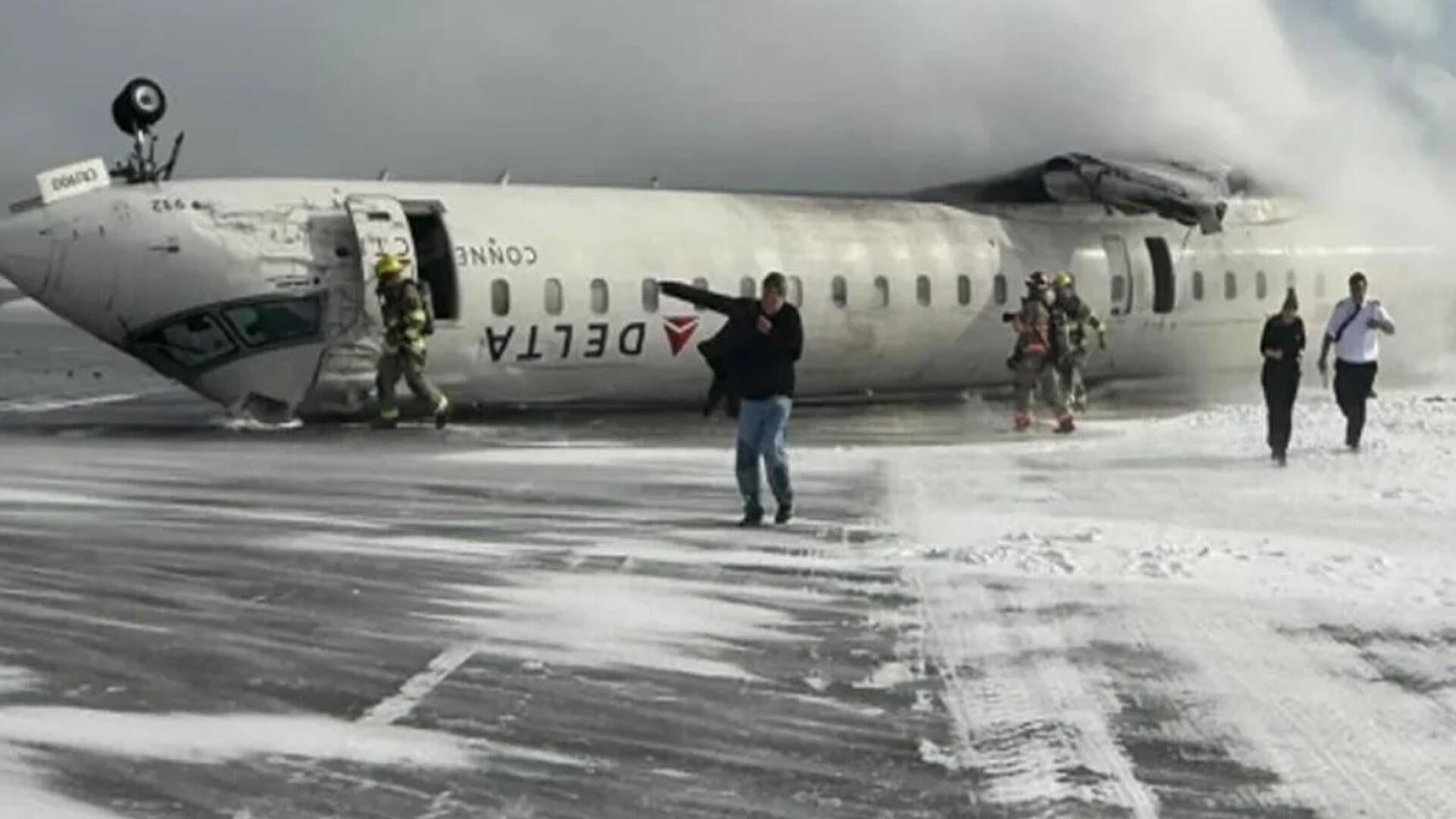 delta-plane-crash-in-toronto.jpg 