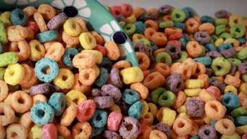 What artificial food dye bans mean for your health and fridge - CBS News