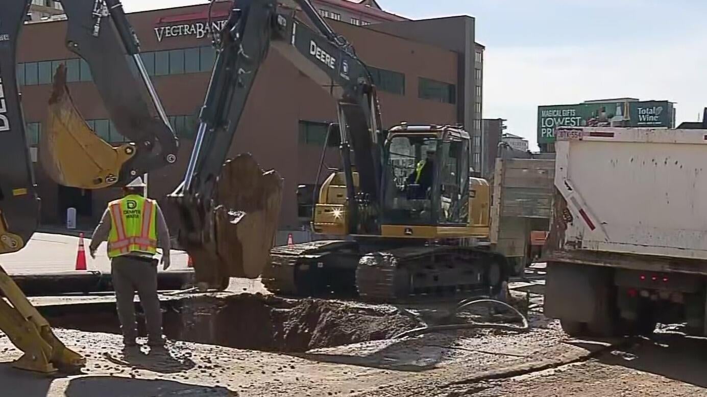 Water main break disrupts traffic on Colorado Boulevard in Denver - CBS ...