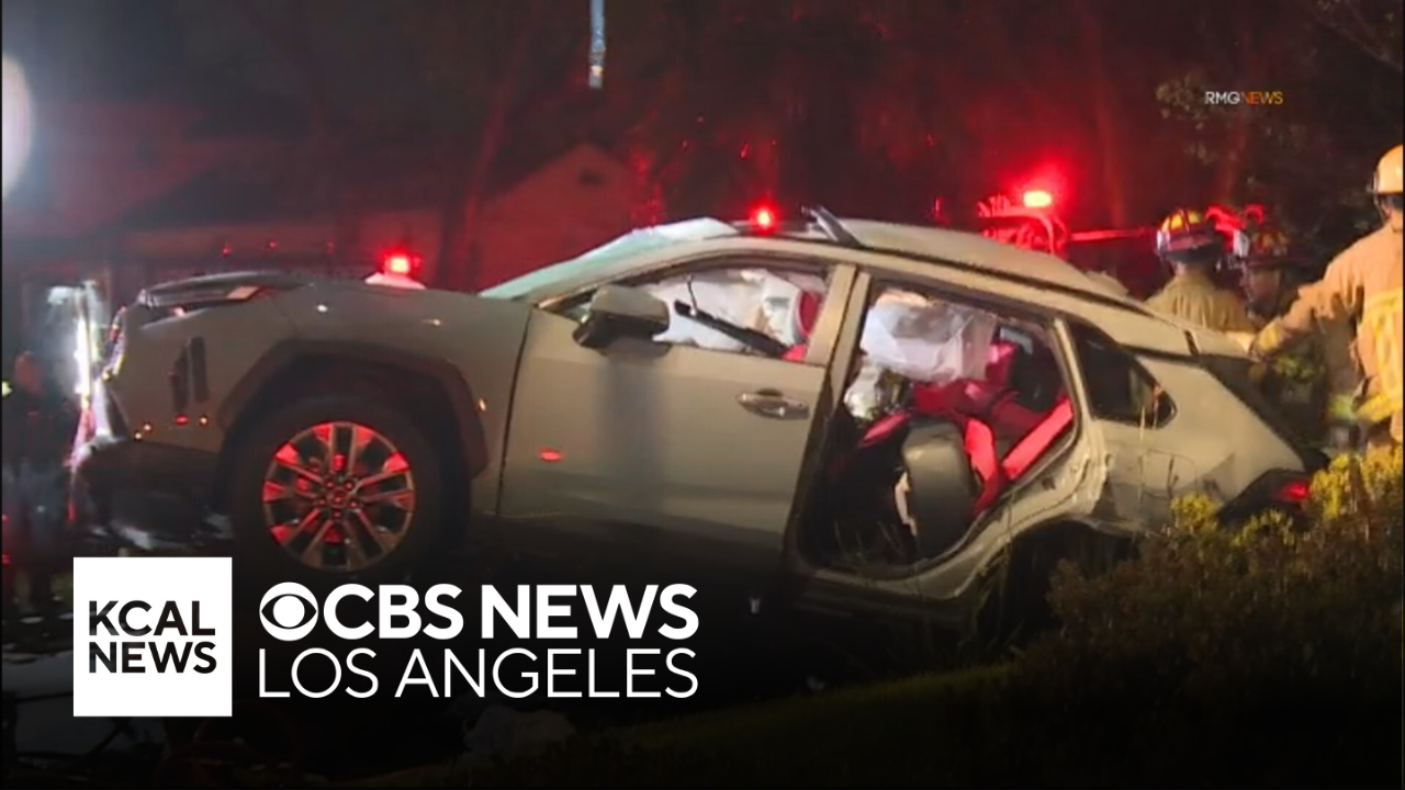 Driver ditches Lamborghini in LA neighborhood after deadly crash - CBS ...