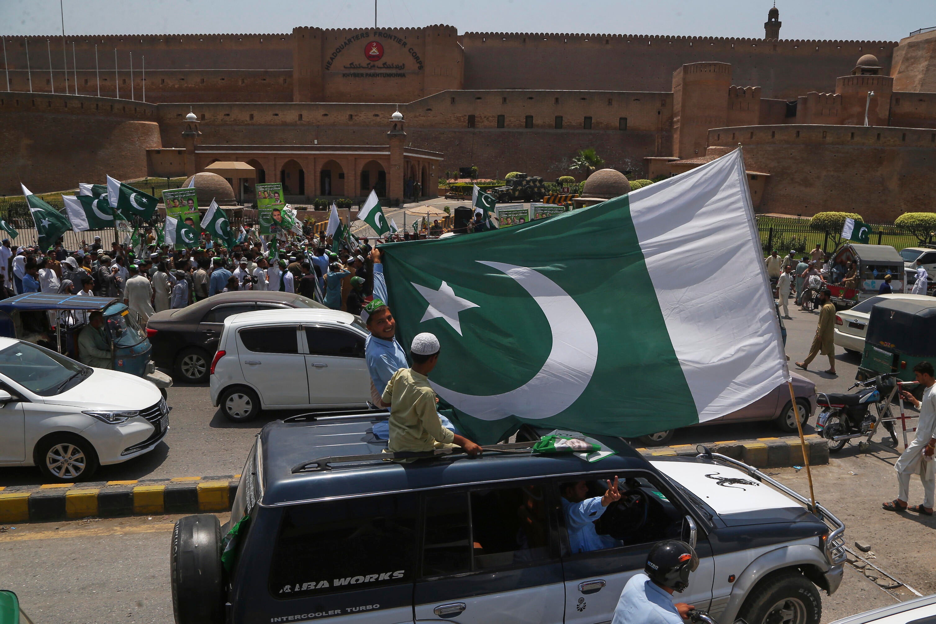 Pakistan India 