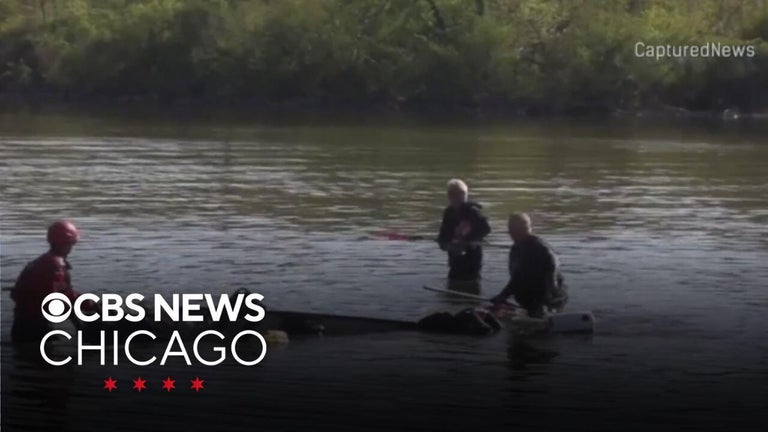 2 men rescued after motorized canoe tips over on Fox River in Elgin ...
