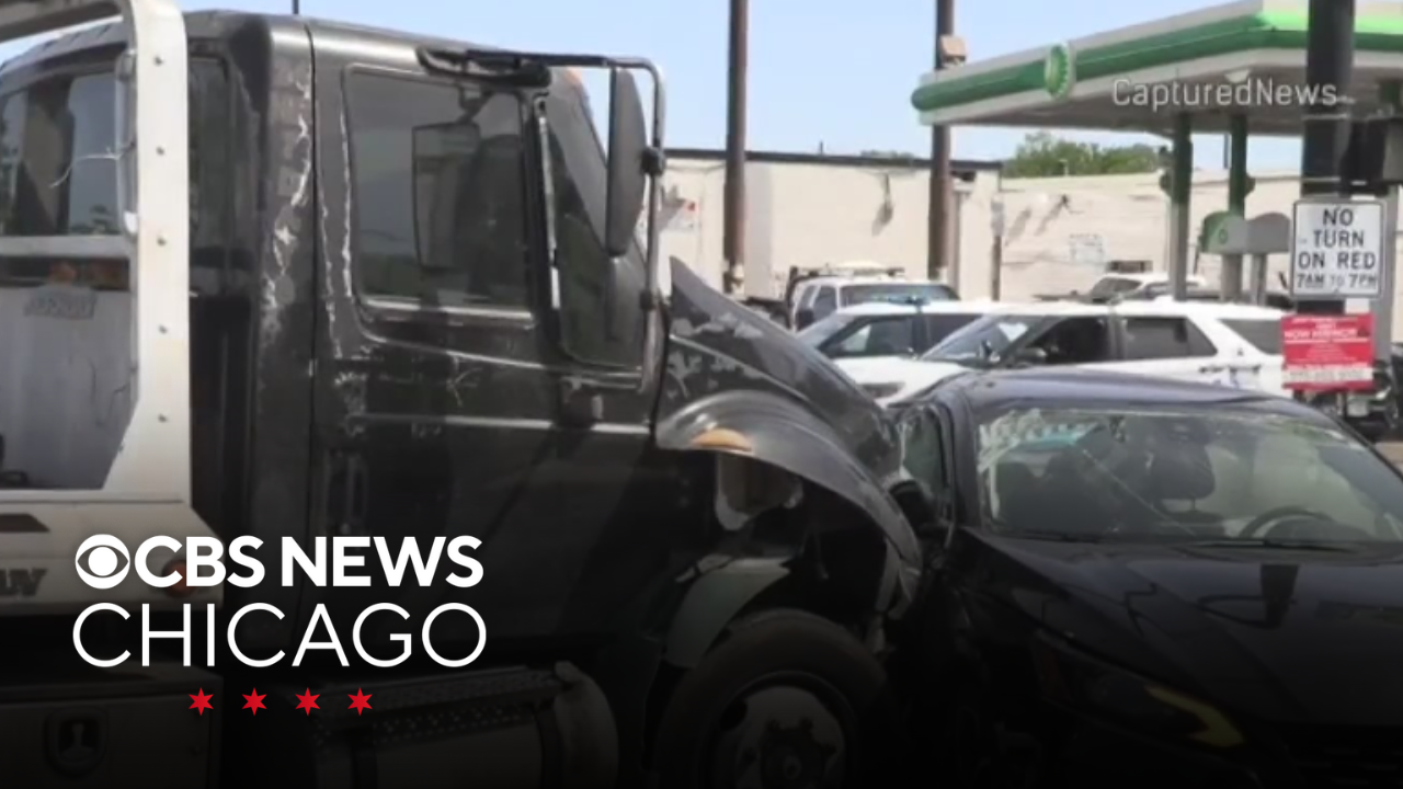 Man driving tow truck arrested after crash on Chicago's South Side ...
