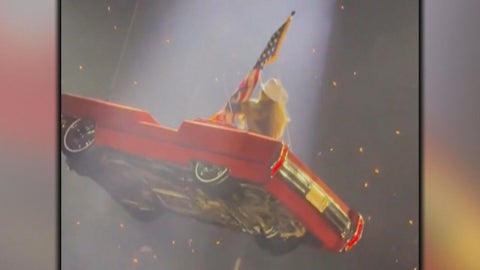 Beyoncé powers through scary car malfunction during "Cowboy Carter