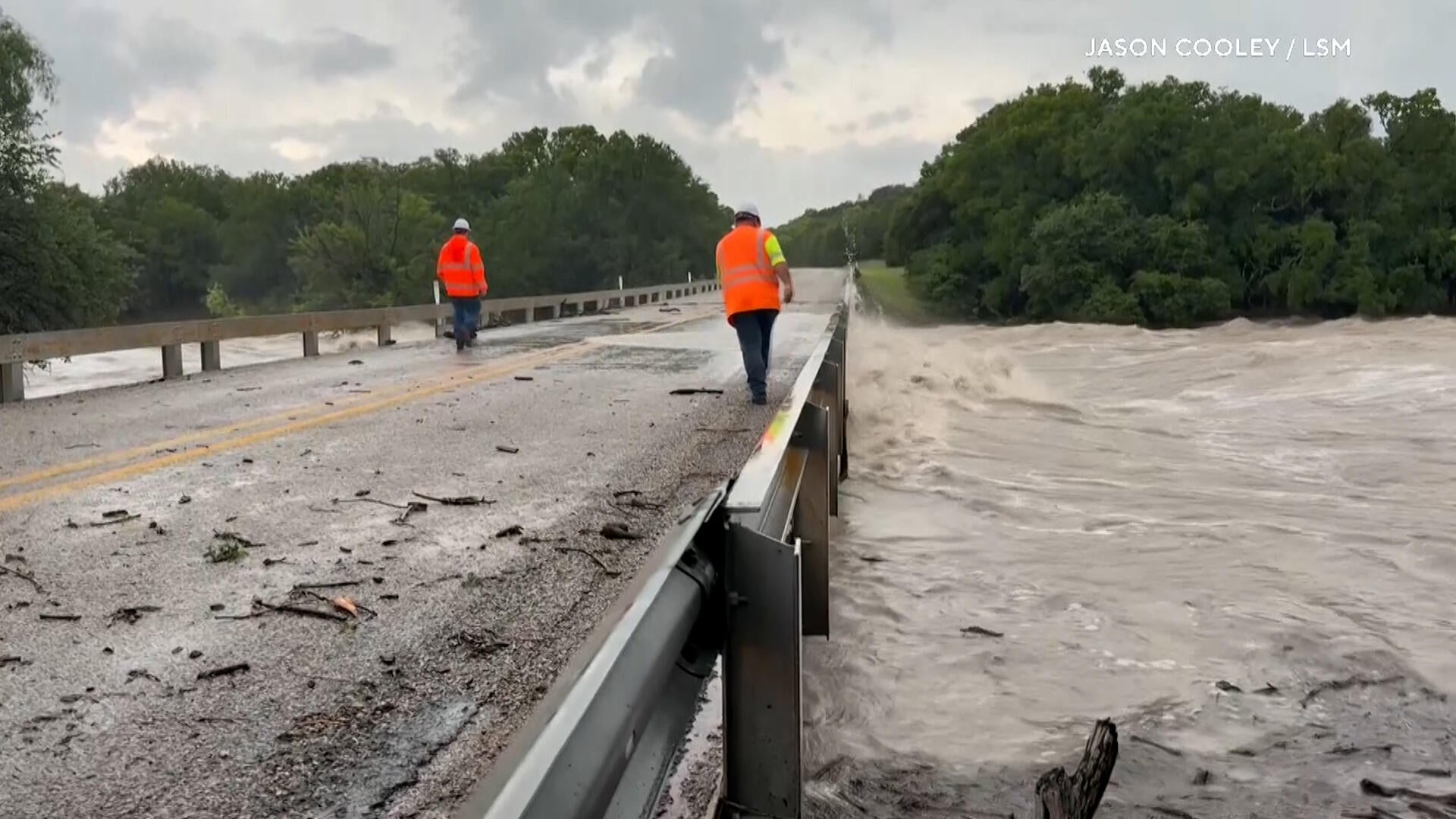 New flooding threat in Texas areas recovering from July 4 floods