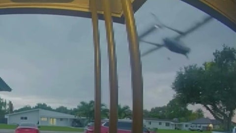 Video shows shocking moment when small plane crashes in Pembroke Pines