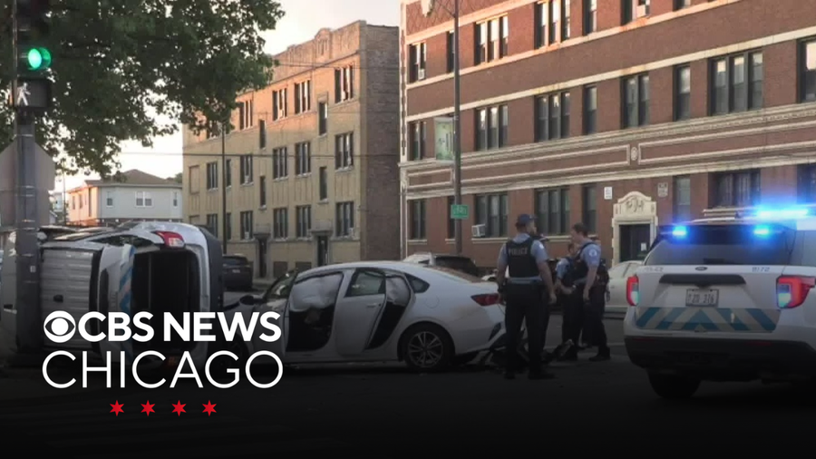 Four hurt, including 3 Chicago police officers after rollover crash in ...