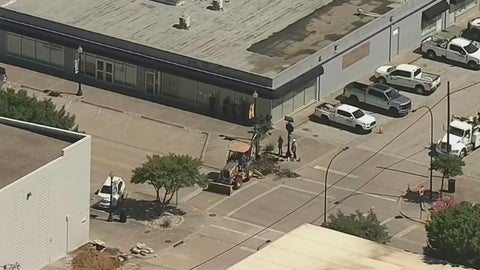 Gas leak forces evacuations, intersection closure in Downtown Arlington