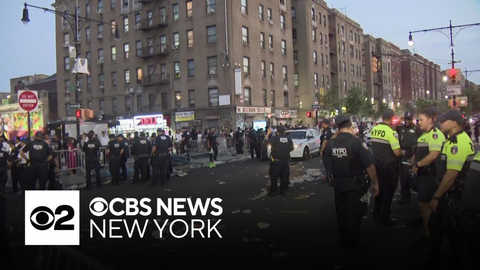 Violence breaks out after Bronx Dominican Day Parade in NYC - CBS New York