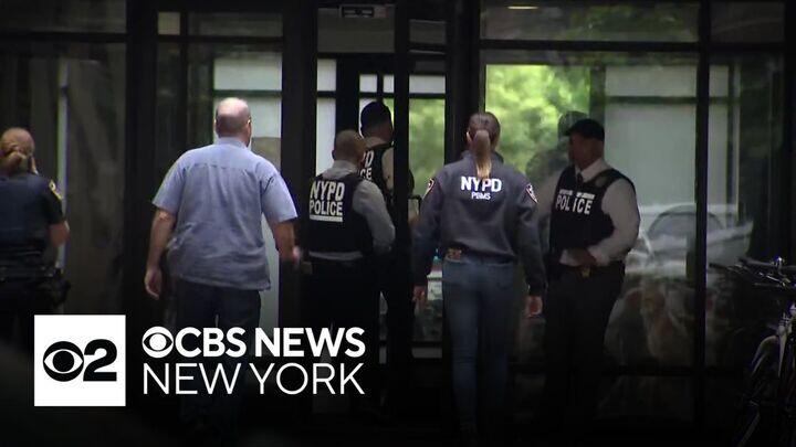 16-year-old girl shot in the head on the Lower East Side, NYPD says ...