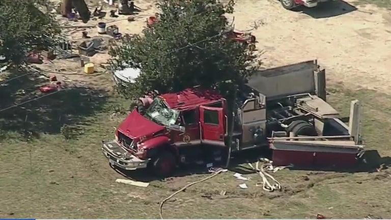 Two firefighters injured in North Texas fire truck rollover, DPS says ...