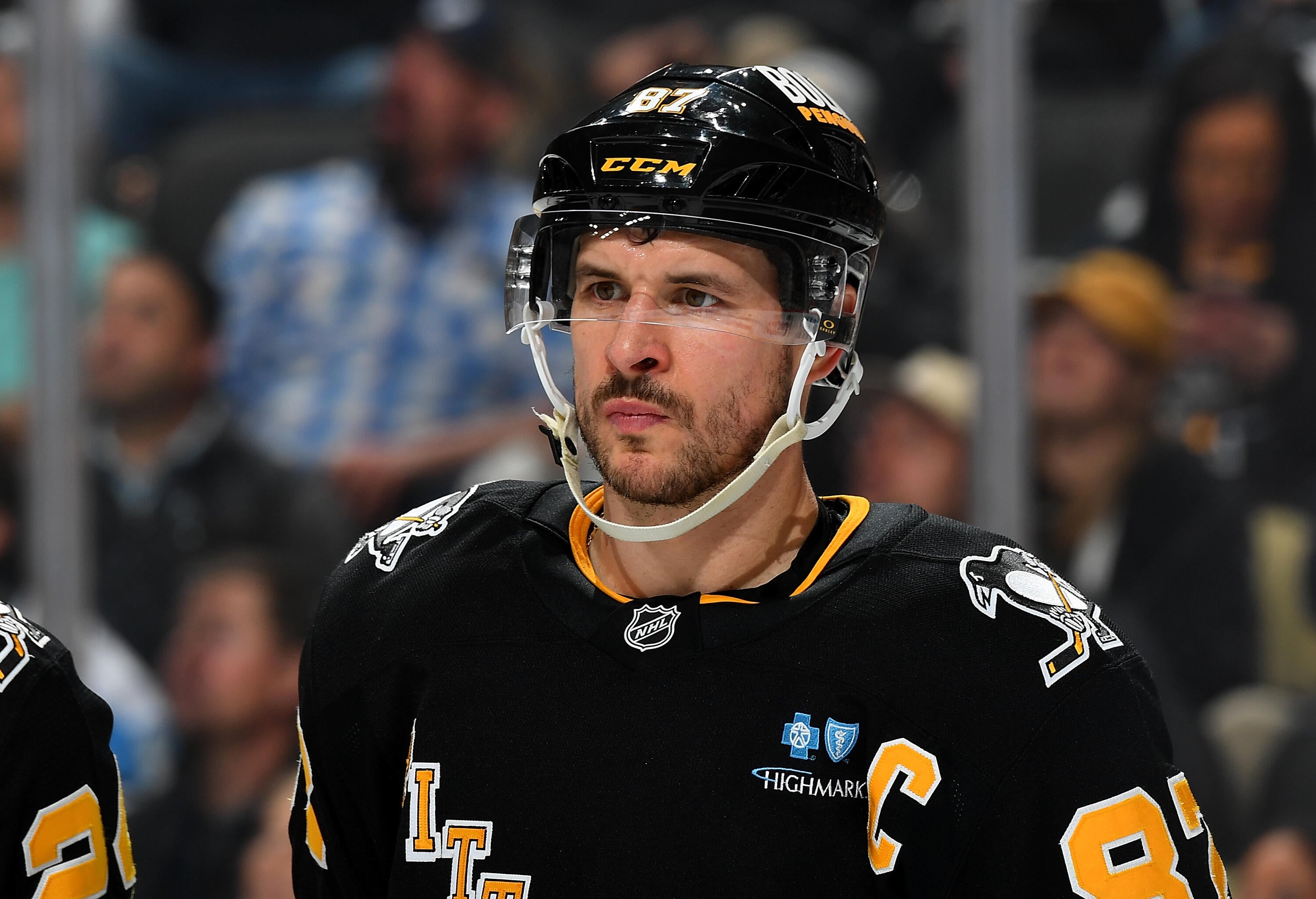 Sidney Crosby stays committed to the Penguins during a rebuild that remains  without an end date - CBS Pittsburgh