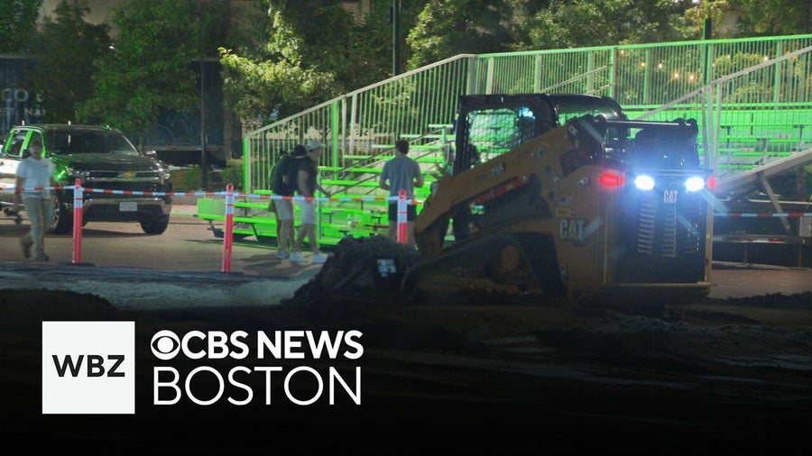Boston hosts its first rodeo in almost 100 years on City Hall Plaza ...