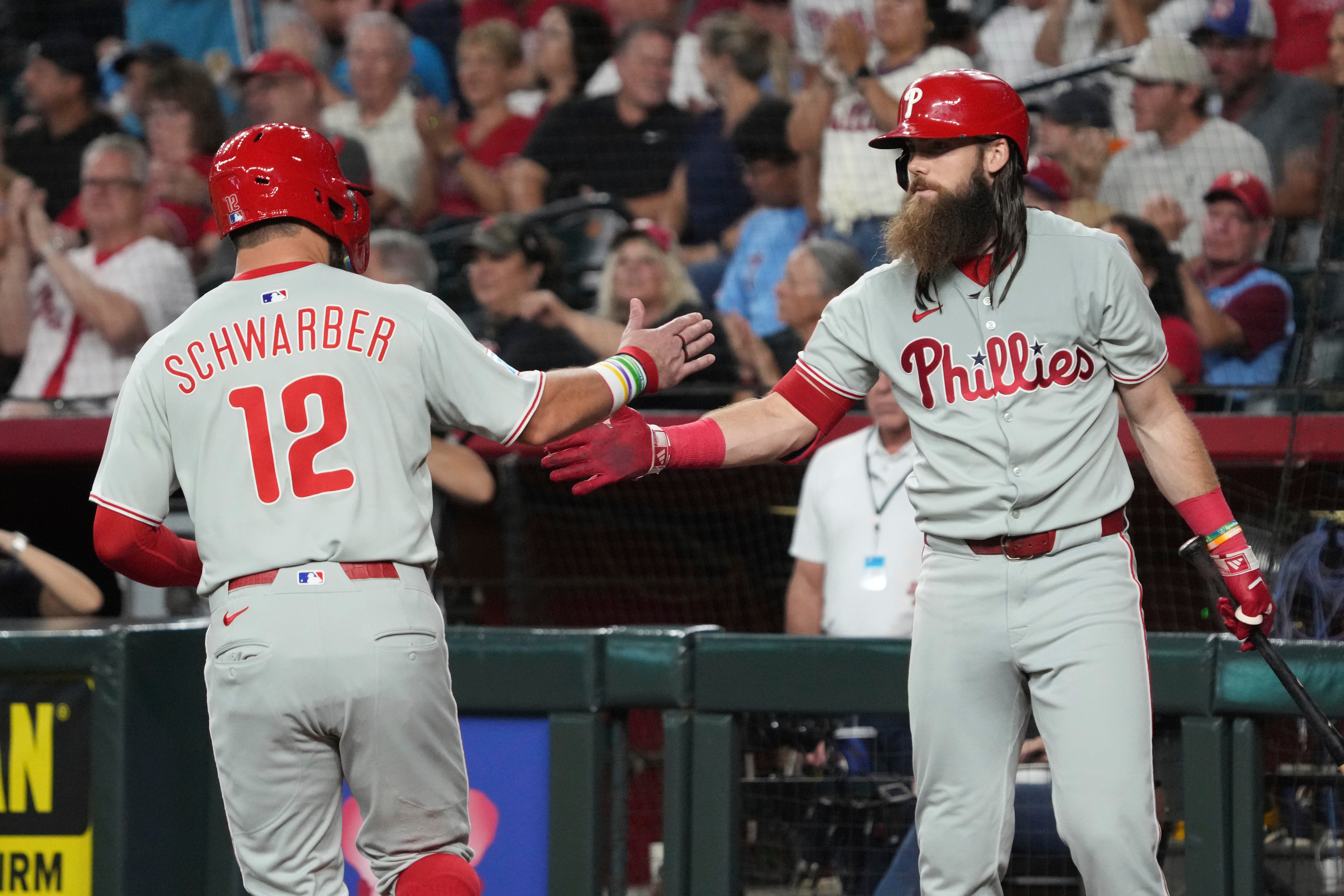 Philadelphia Phillies fall 4-3 against Arizona Diamondbacks; move 2 games back of last NL wild-card berth