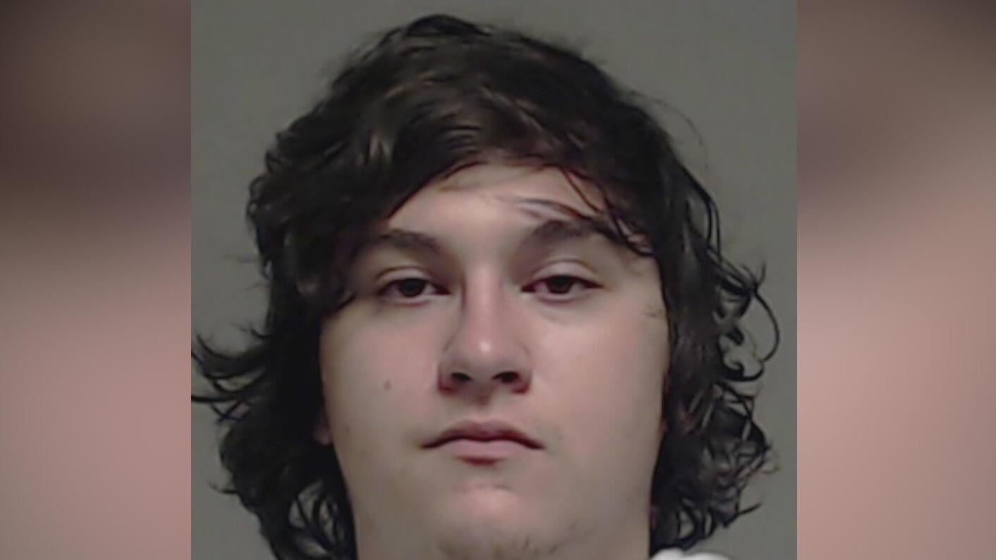 What we know about the gunman in the deadly Dallas ICE office shooting - CBS Texas