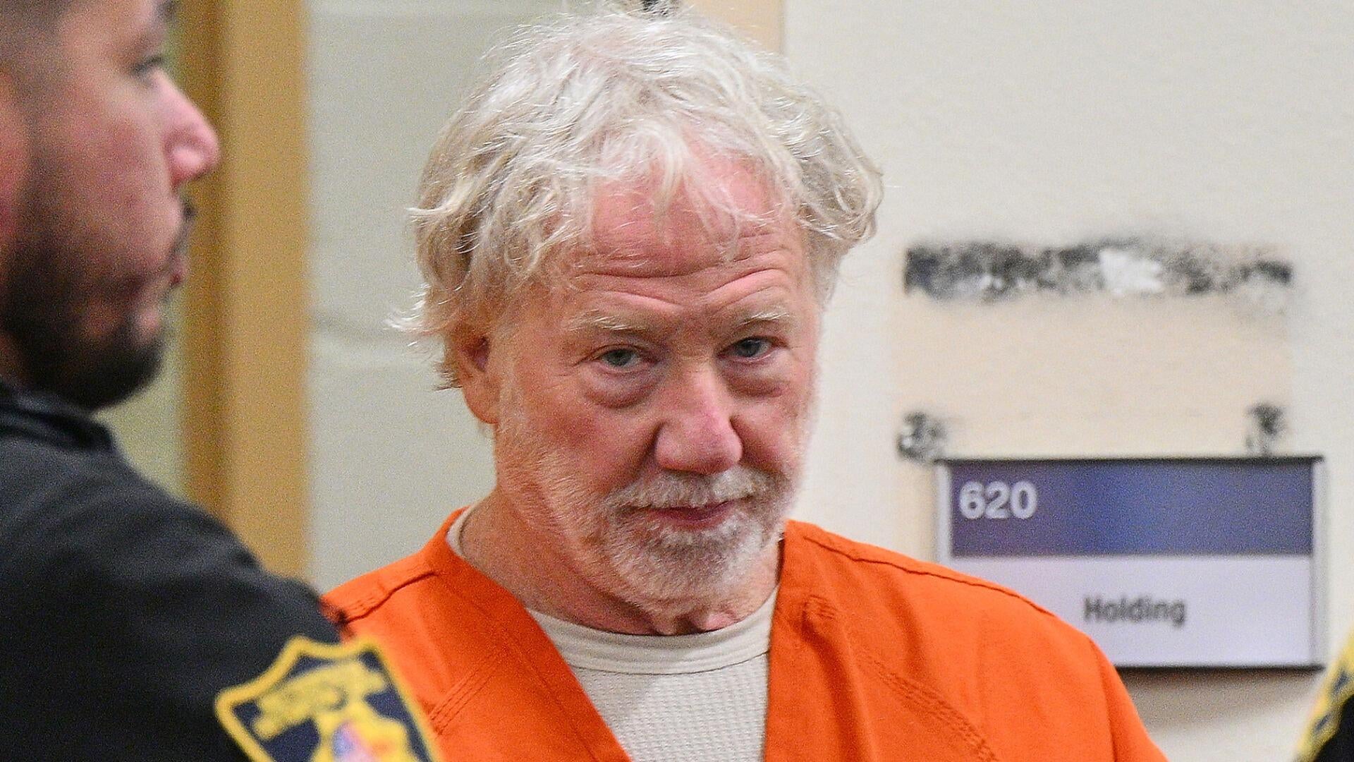 Actor Timothy Busfield indicted on child sex abuse charges | WGHN