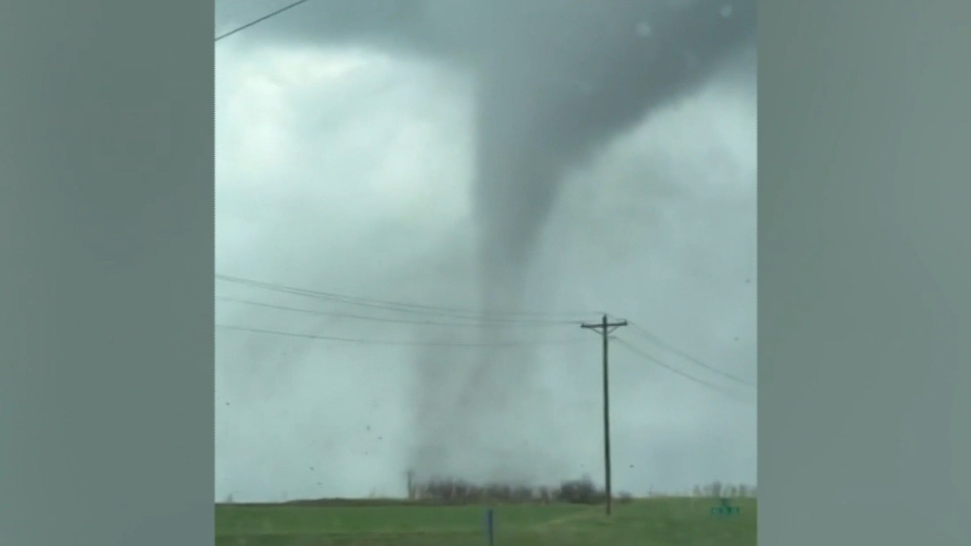 Cleanup underway in Midwest after tornadoes leave path of damage, destruction