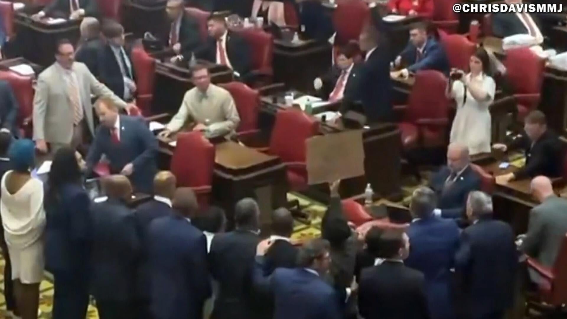 Tennessee approves new congressional map dissolving majority Black ...