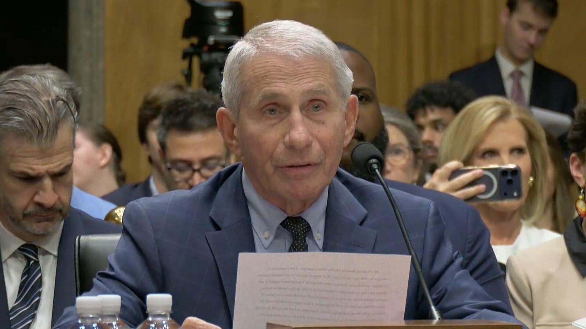 In texts, Fauci discussed potential risks, benefits of COVID vaccine for pregnant women