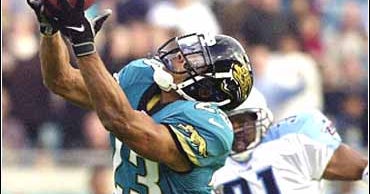 Jaguars Top Titans At Gun CBS News