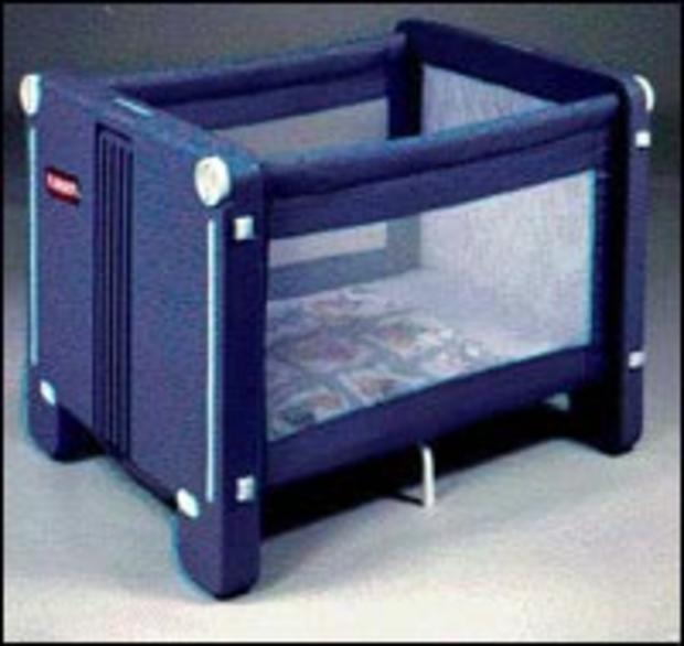 Portable Playpens/Cribs 