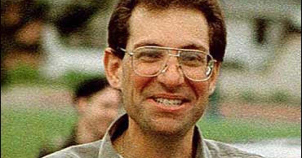 For Hacker Kevin Mitnick, Staying Legal is Job One  CBS News