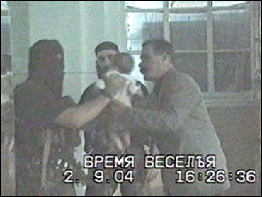 beslan Beslan School Siege: Three Days in September - CBS News