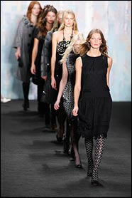 Anna Sui 