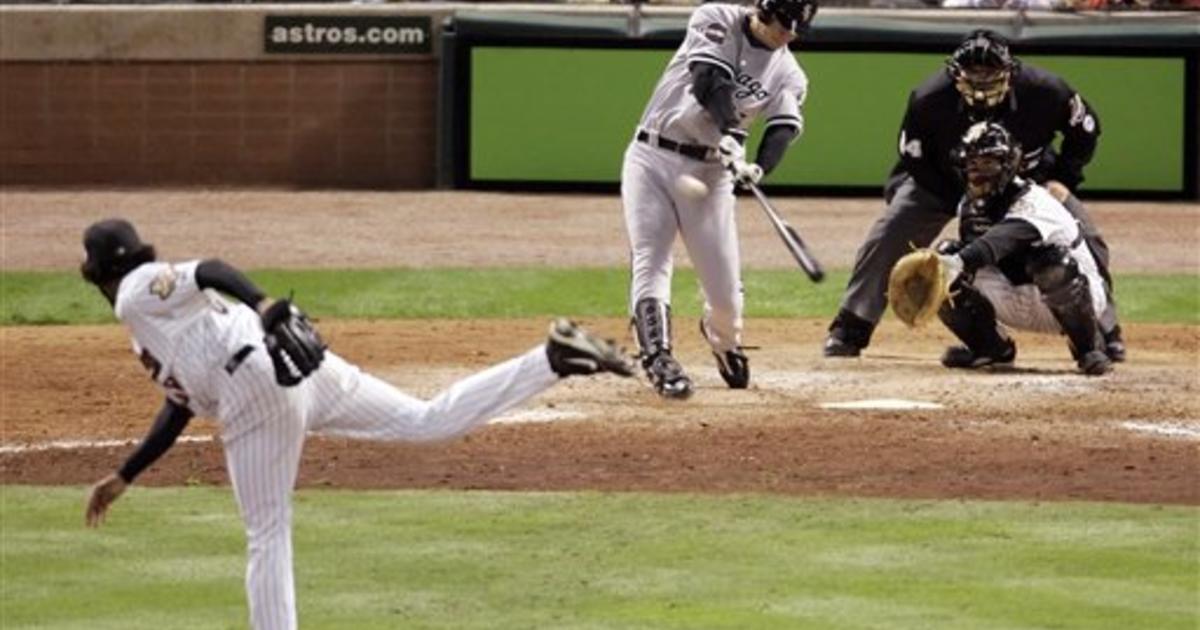 2005 WS Gm3: Crede homer puts White Sox on board 