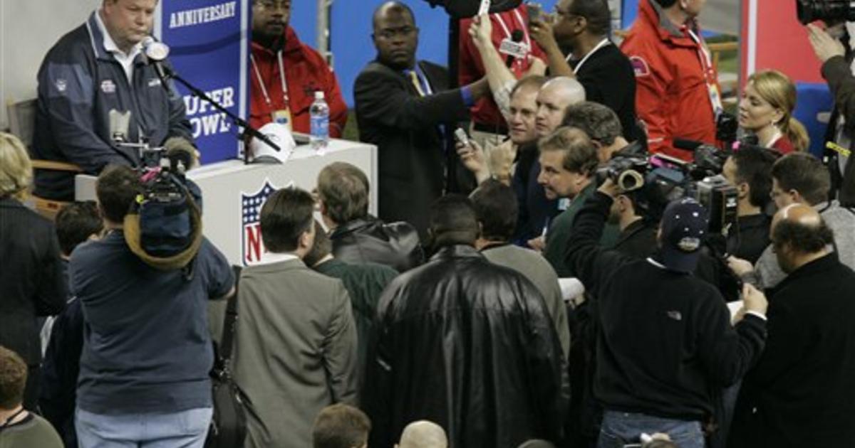 Seattle Seahawks cornerback Michael Harden (25) hugs teammate and defensive  lineman Rodney Bailey during Super Bowl XL Media Day at Ford Field in  Detroit Tuesday, Jan. 31, 2006. Super Bowl XL will