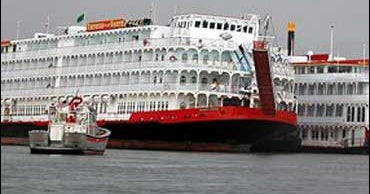 cruise ship ran aground