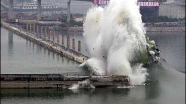 Three Gorges Dam Explosion 