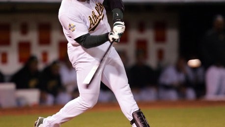 Oakland Athletics' Frank Thomas hits a walkoff two-run home run 