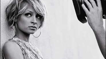 Nicole Richie fashion shoot in deLUXE magazine 