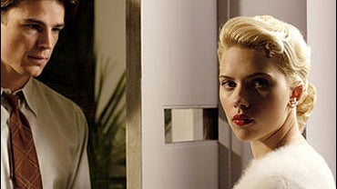 Josh Hartnett and Scarlett Johansson in The Black Dahlia 