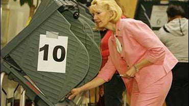Republican write-in candidate Shelley Sekula-Gibbs takes advantage of early voting in Clear Lake, Texas, Friday, Oct. 27, 2006. 