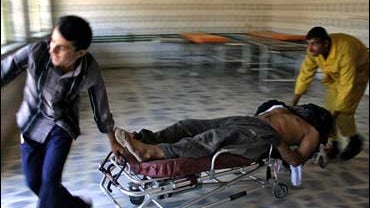 baqouba victim on stretcher 