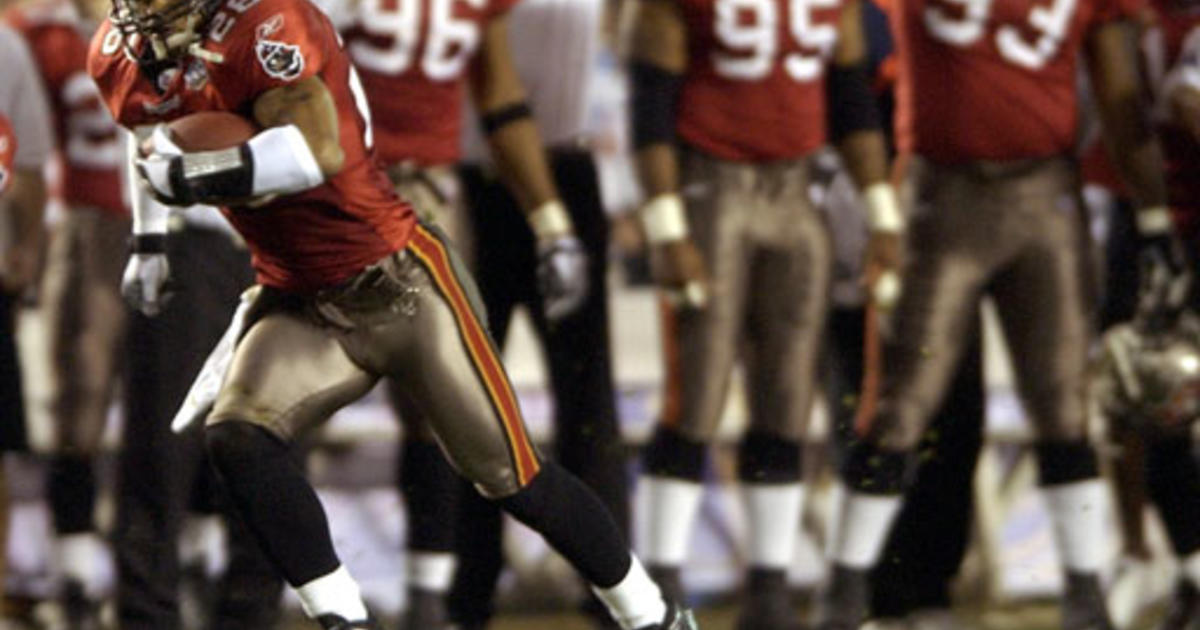 Bucs Defeat Raiders 48-21 in Super Bowl XXXVII on January 26, 2003