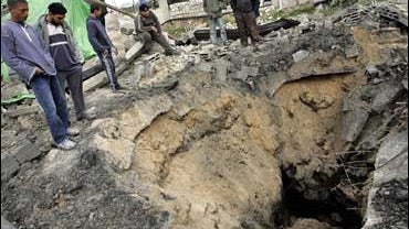 Israel bombs Palestinian tunnels 