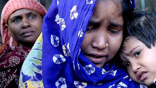 Slum Fire Victims Mourned 