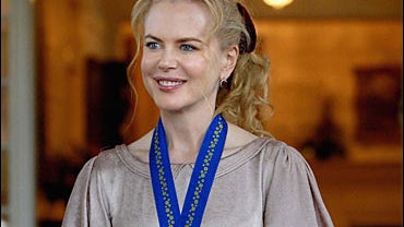 Actress Nicole Kidman receives her Companion 