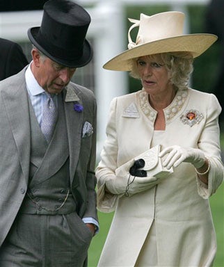 Feminine Finery At Ascot 